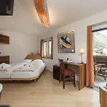 فندق Sunstar 4*