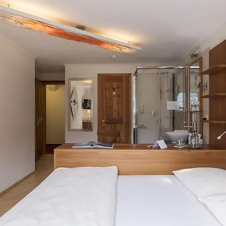 Hotel Sunstar 4*