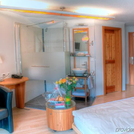 Sunstar 4*